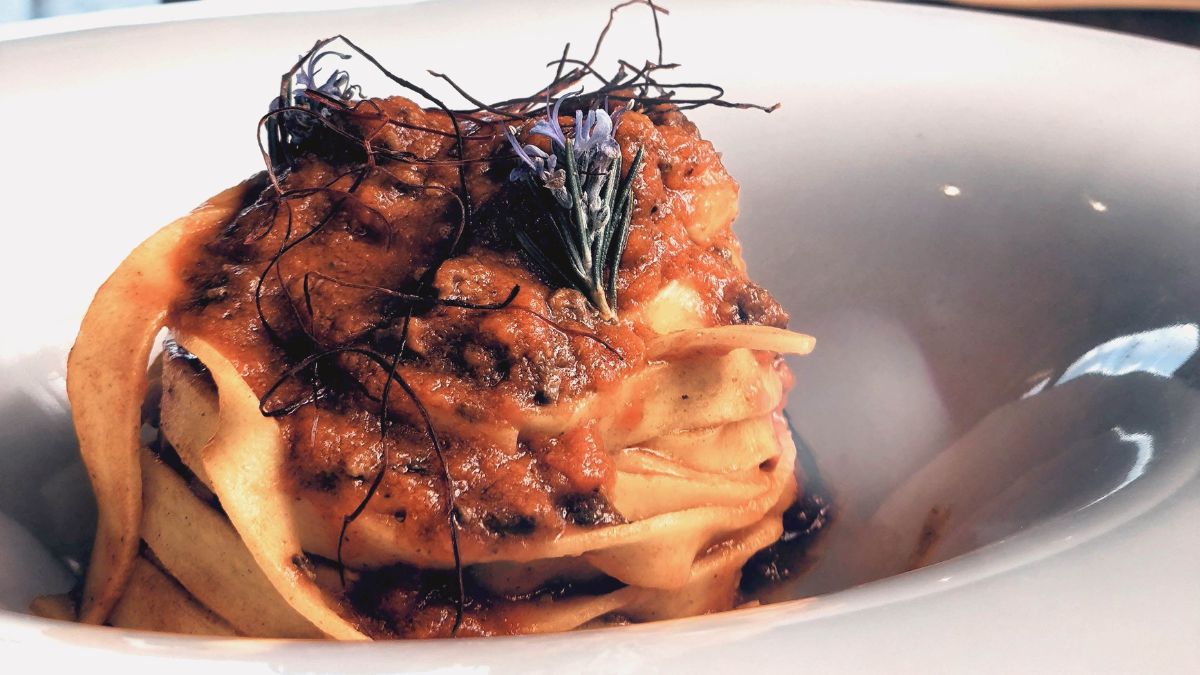 Fettuccine con rigaglie di pollo – La ricetta di Naomi