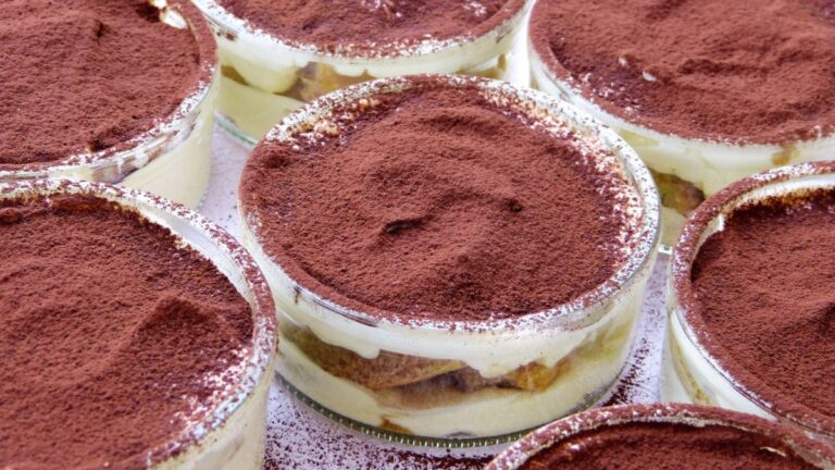 Tiramisù di colomba pasquale