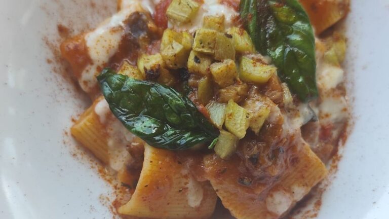 Pasta alla Parmigiana: l’estate secondo Naomi Spaziani
